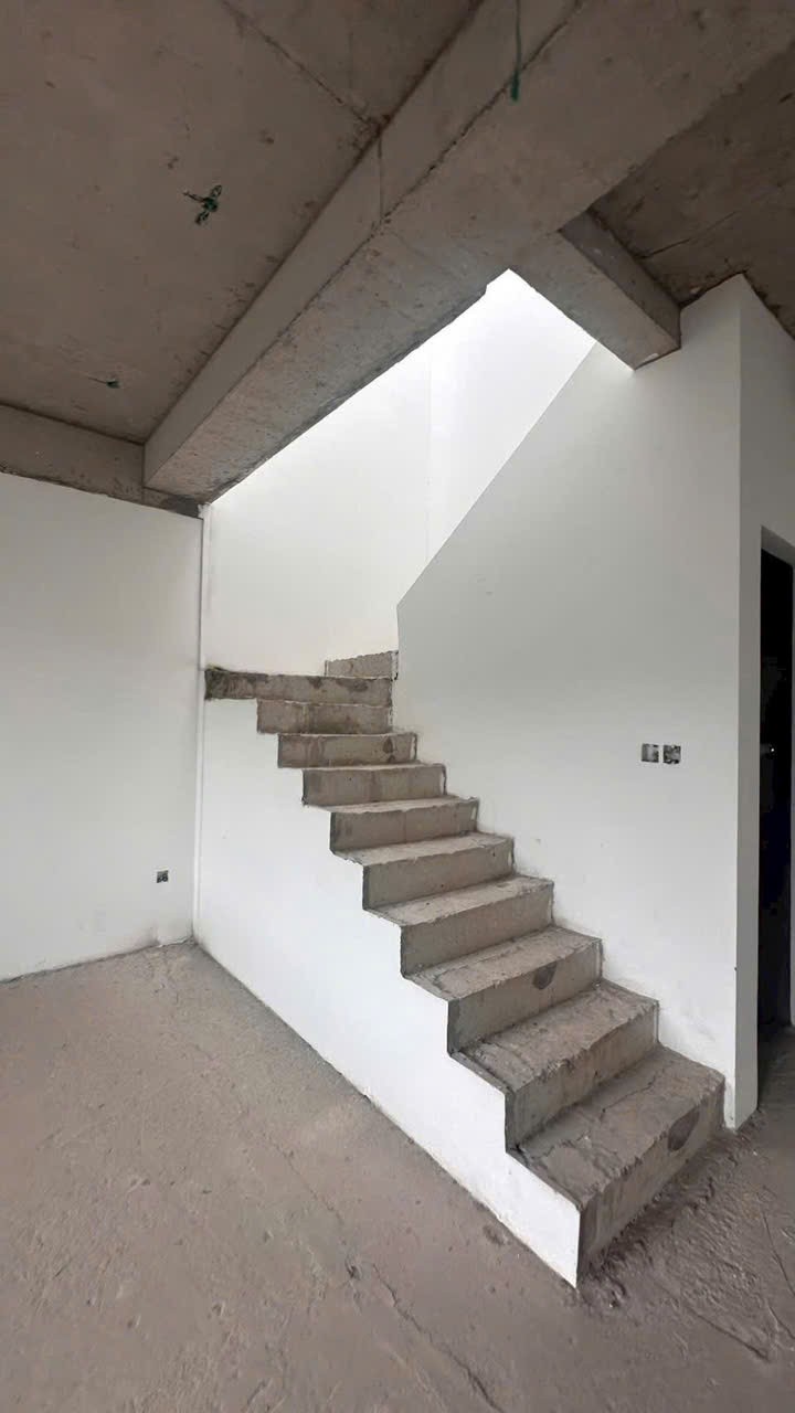 Cần bán Nhà mặt tiền Quận 9, Hồ Chí Minh, Diện tích 105m², Giá 8.1 Tỷ 6