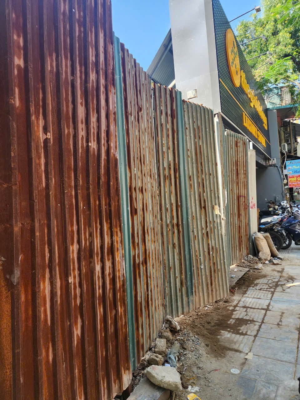 Cần bán Đất đường Xuân Thủy, Phường Dịch Vọng, Diện tích 270m², Giá 146 Tỷ 2