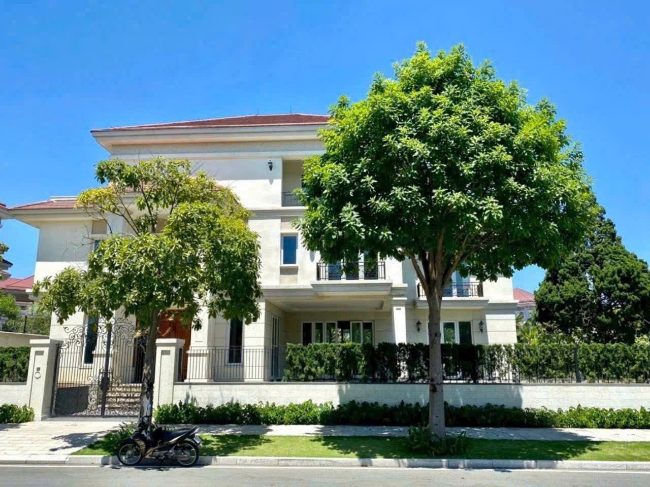 Cần bán Biệt thự Phường Thủ Thiêm, Quận 2, Diện tích 331m², Giá 150 Triệu/tháng 2