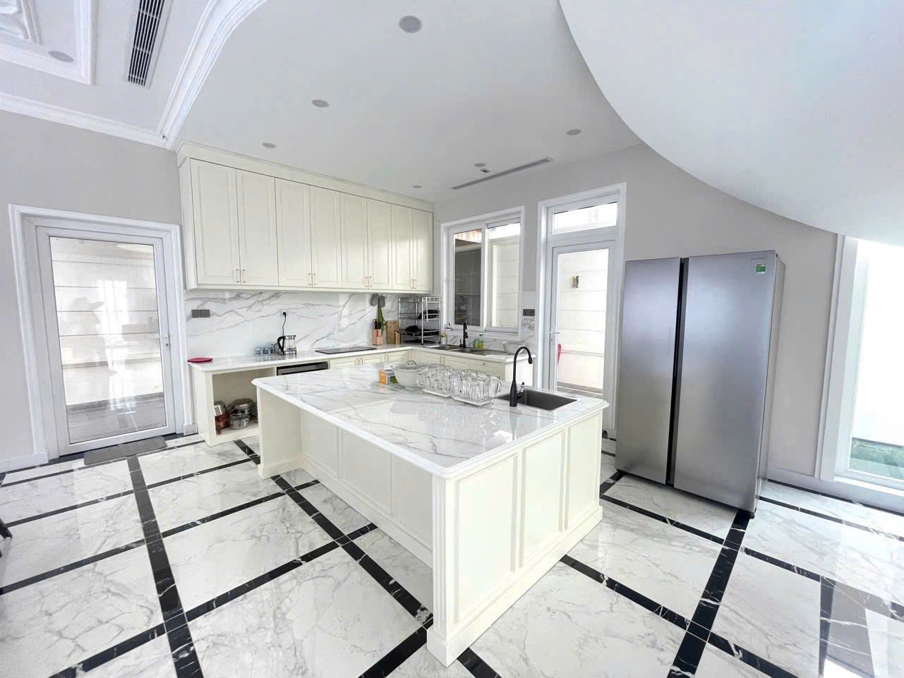 Cần bán Biệt thự Phường Thạnh Mỹ Lợi, Quận 2, Diện tích 240m², Giá 52 Tỷ