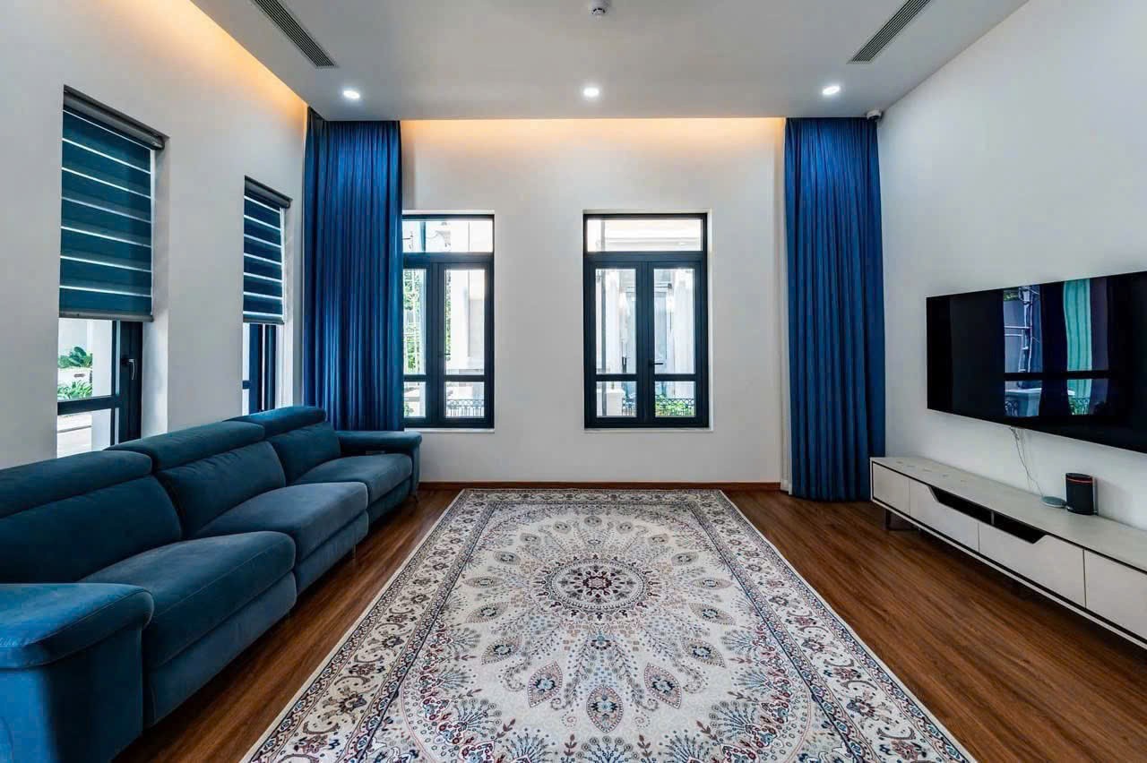 Cho thuê Biệt thự Bình Thạnh, Hồ Chí Minh, Diện tích 550m², Giá 0180 Triệu/tháng 9