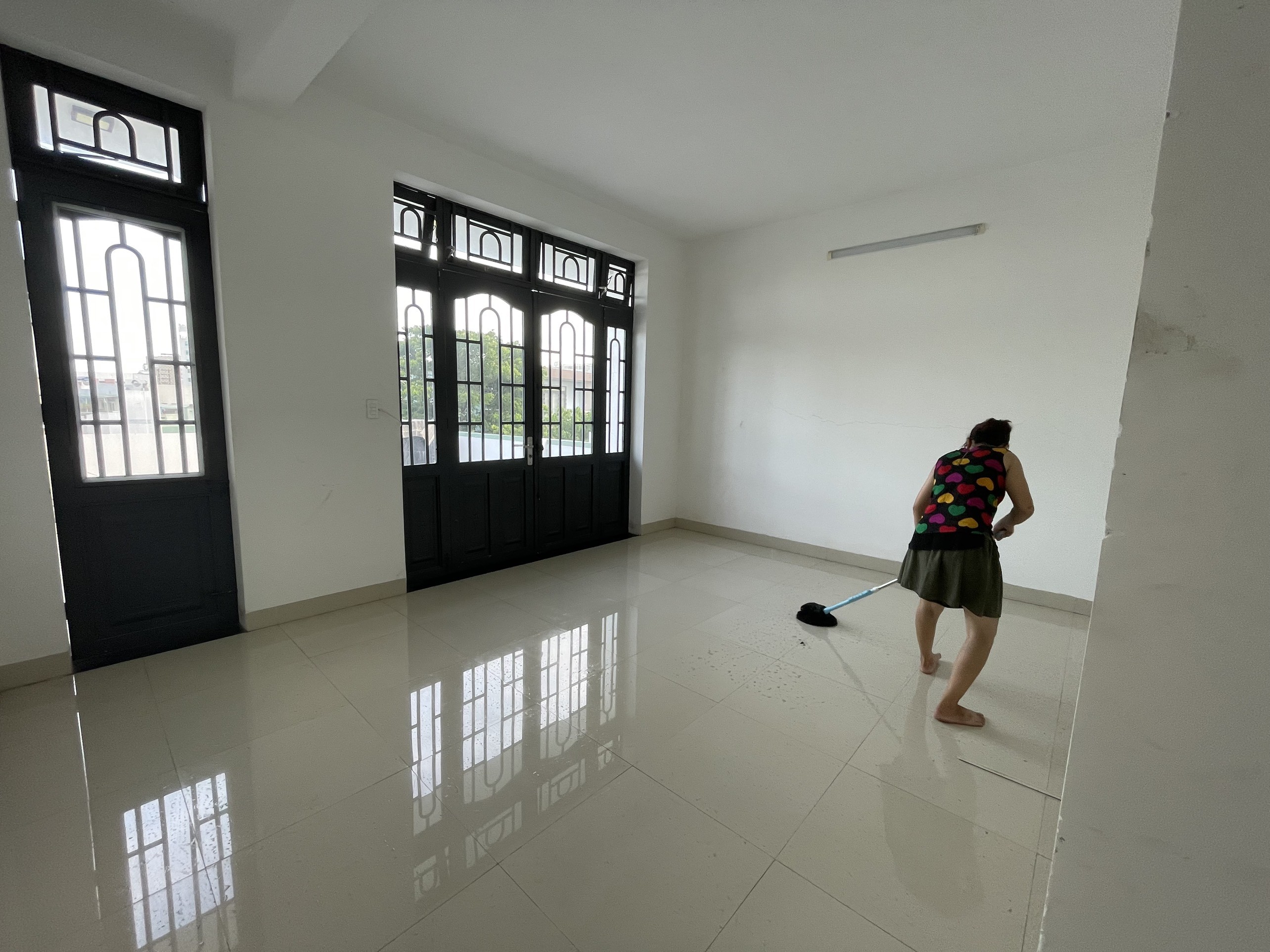 Cho Thuê Nhà Mặt Tiền đường Trưng Nữ Vương Hải Châu Đà Nẵng ngang 6m dt 132 m2 2