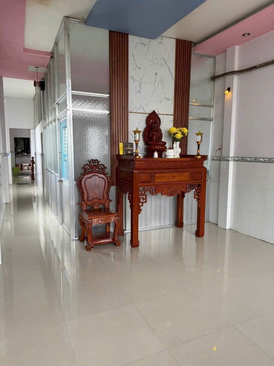 Bán nhà mặt tiền tl 826 , xã Long Hòa , Cần Đước dt 100m2 , 1 lầu , 3pn , 2wc giá 4,9 tỷ 6