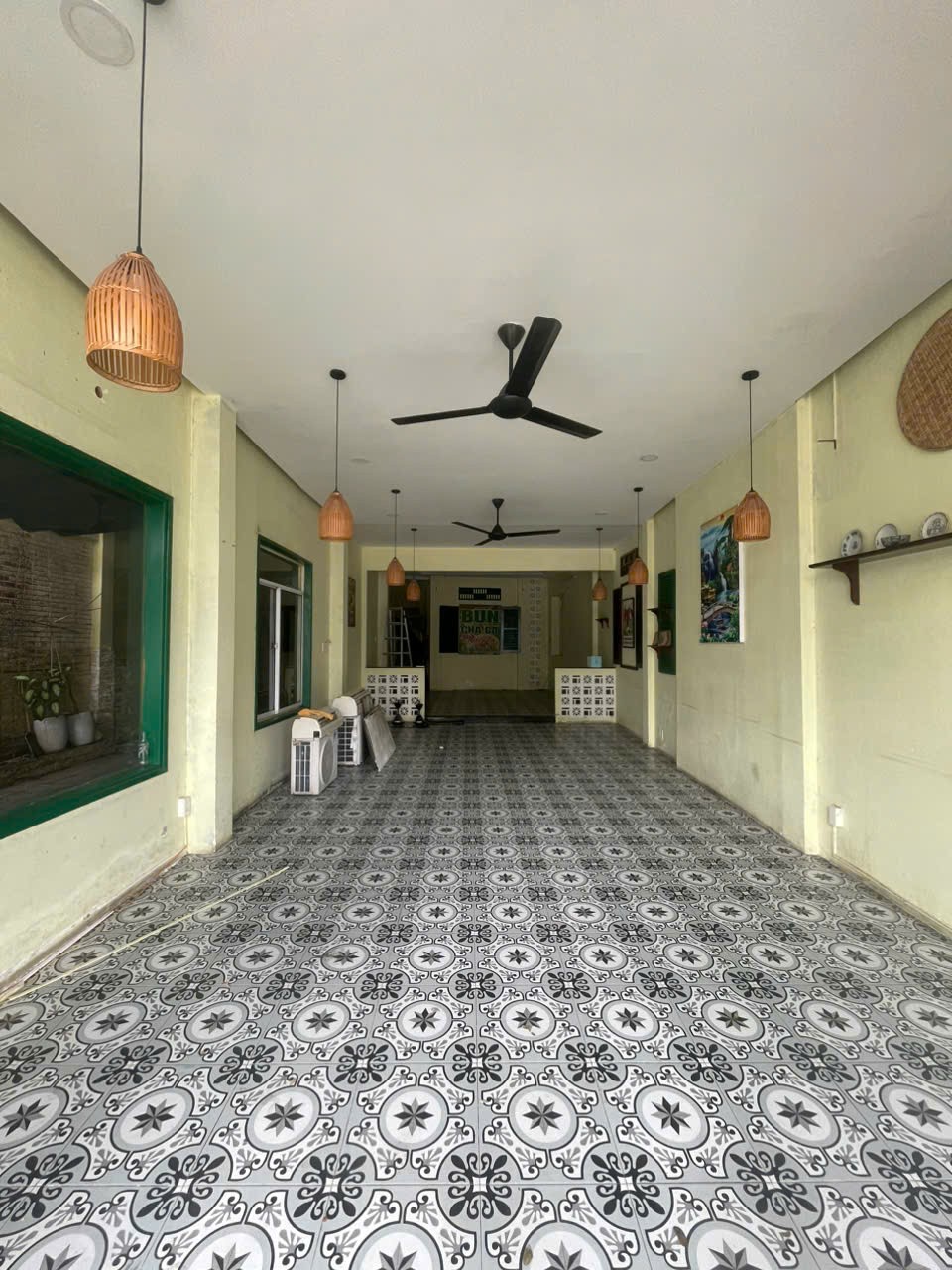 cho thuê mặt bằng đường trưng nũ vương hải châu đà nẵng 130 m2  ngang 6 giá tốt