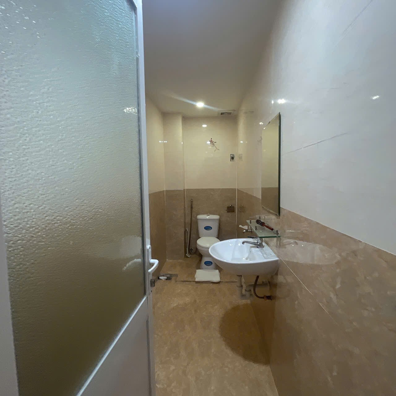 cho thuê mặt bằng đường trưng nũ vương hải châu đà nẵng 130 m2  ngang 6 giá tốt 2