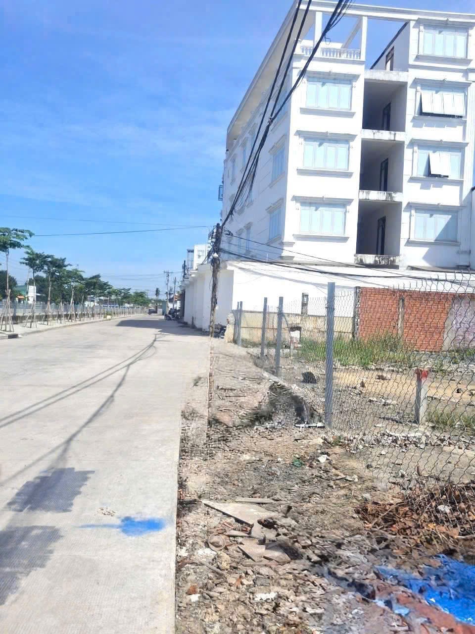 HÀNG MỚI RA LÒ GIÁ FO - 6SHR MỚI KENG – THẠNH LỘC 02 , Q12 GẦN QL1A 3