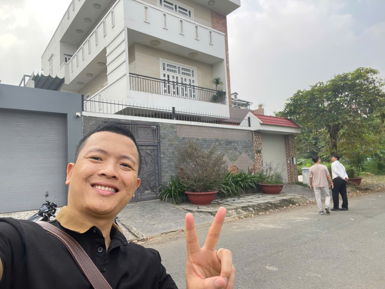 Cần bán Biệt thự Phường Phú Hữu, Quận 9, Diện tích 230m², Giá 024 Tỷ 3