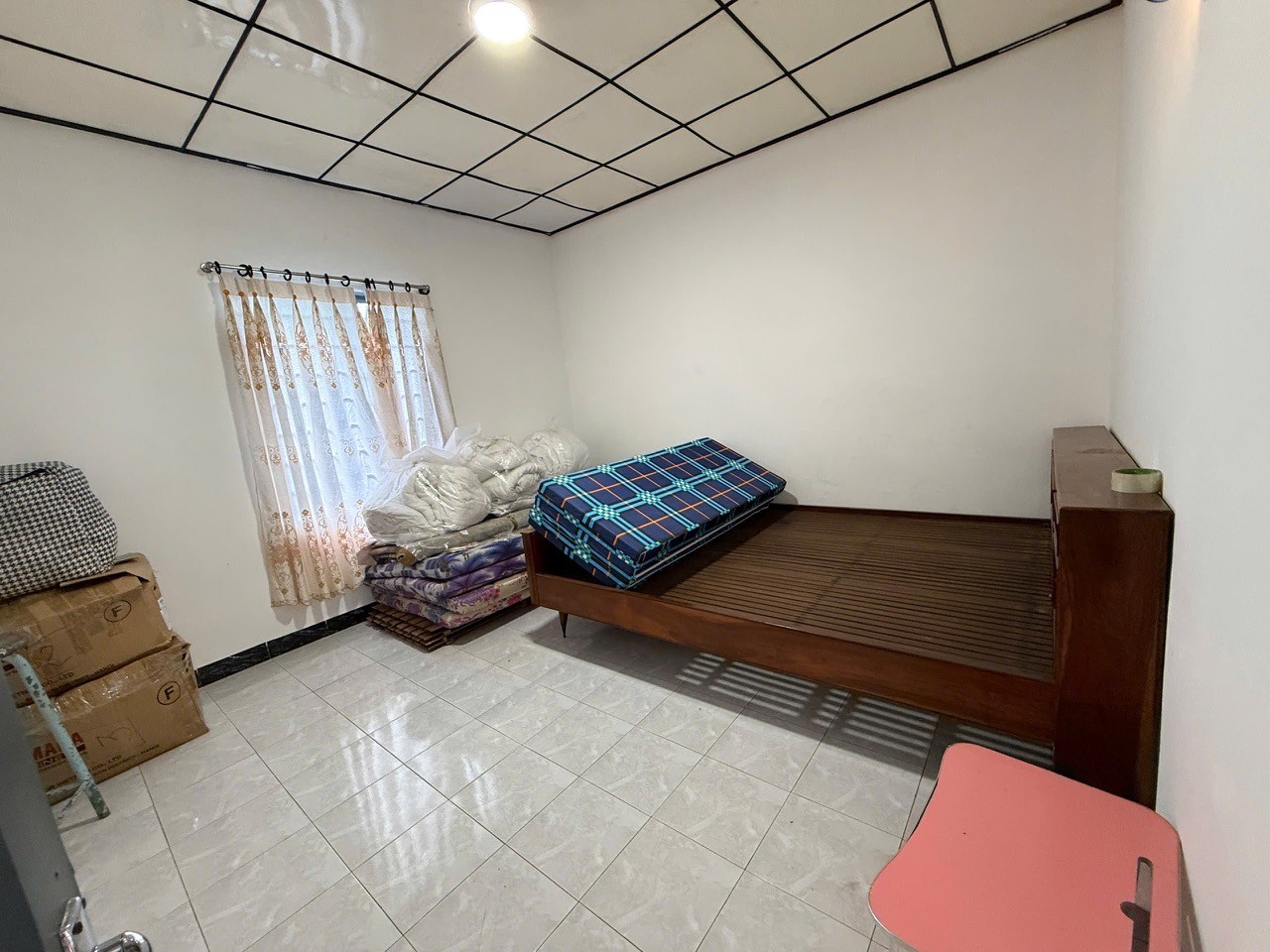 CHO THUÊ NHÀ 1 TRỆT NGAY CHƠ MÊ LINH. P 9. ĐÀ LAT 3