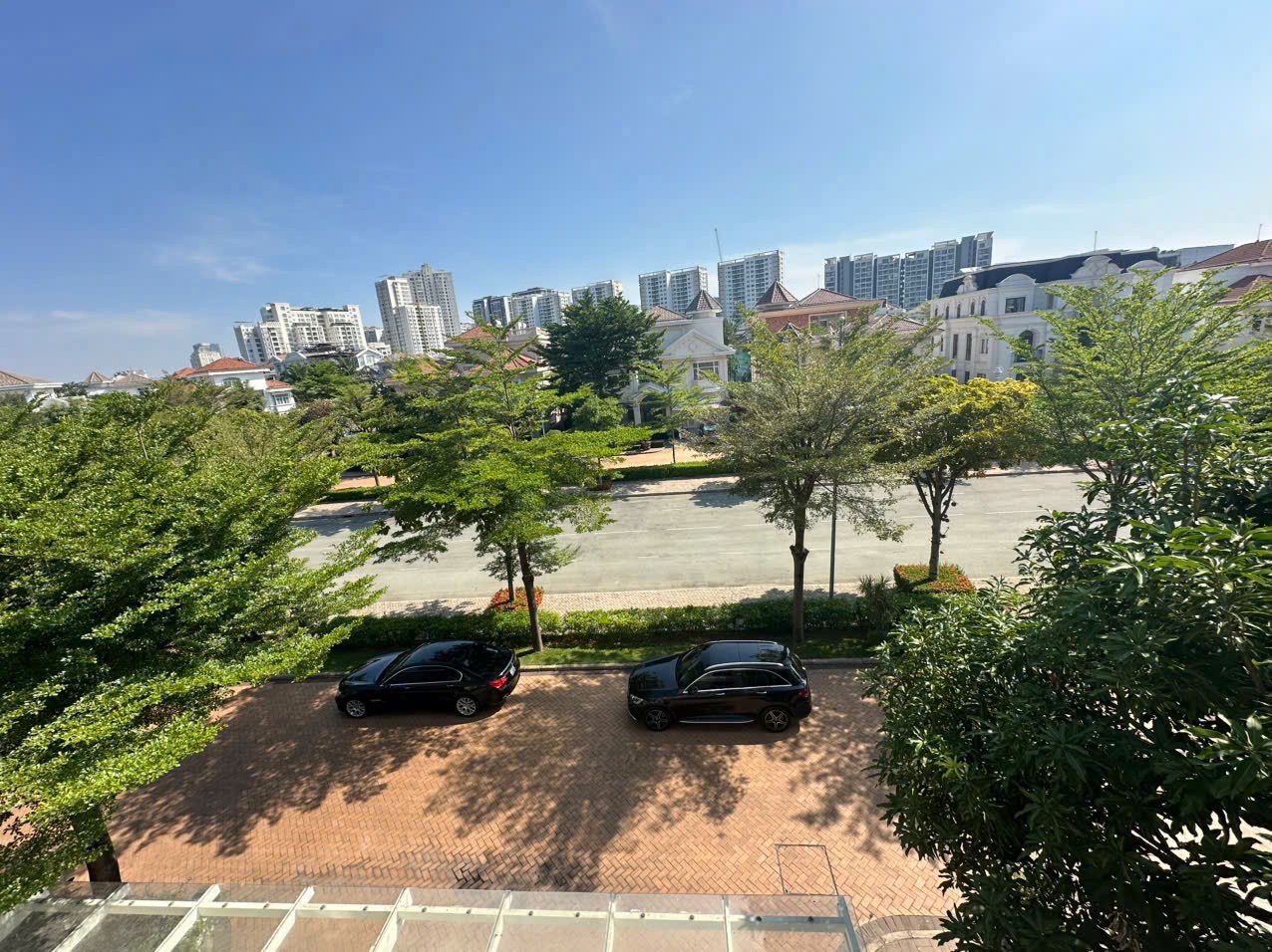 Cho thuê Nhà mặt tiền Quận 7, Hồ Chí Minh, Diện tích 195m², Giá Thương lượng 5