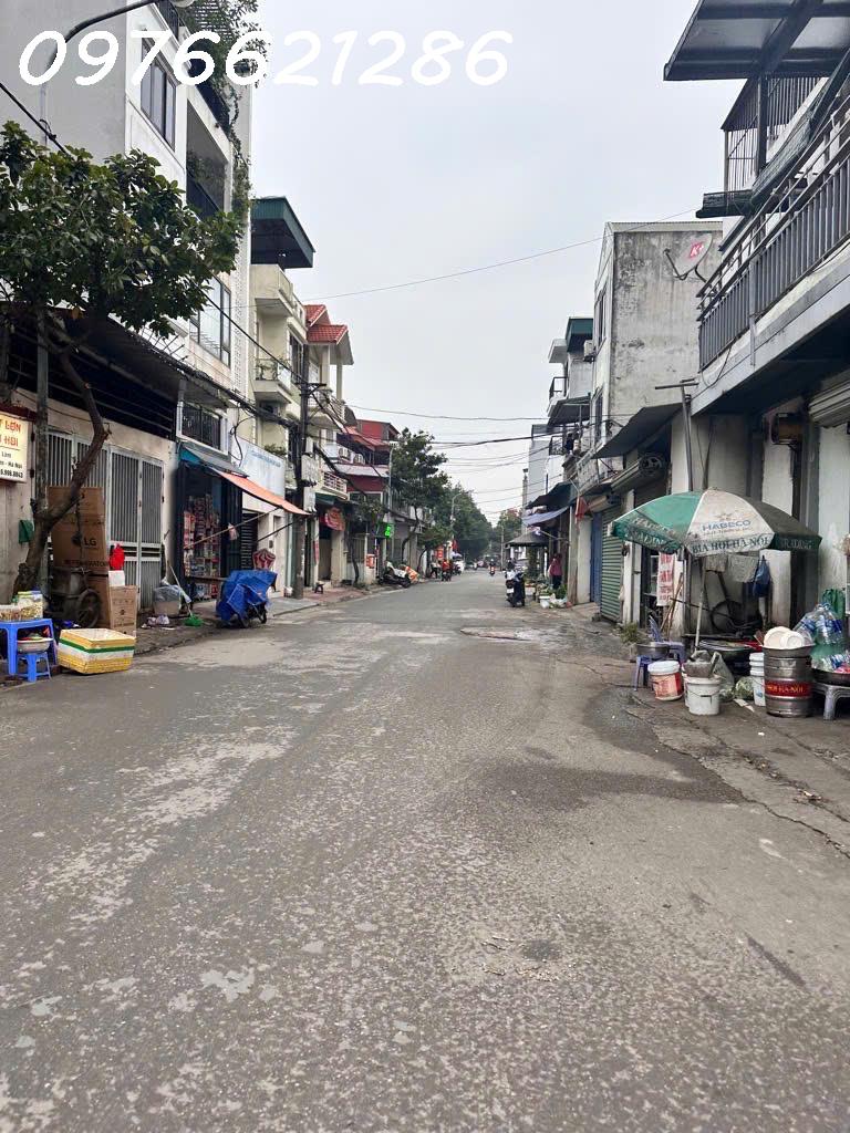 hàng hiếm – đất THANH AM LONG BIÊN – 102m2 – mt 6,9m – giá 12 tỷ – sát ô tô tránh – trung tâm phát