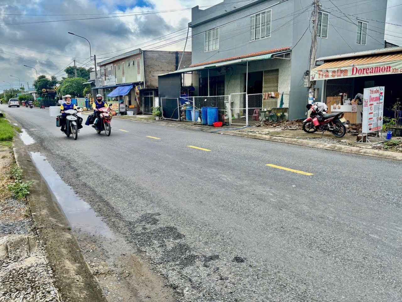 Bán đất thổ cư mt đường 833B, xã Long Định dt 244,75m2 giá giảm còn 3,45 tỷ 4