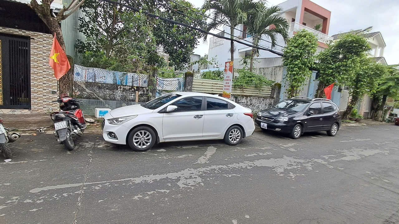 KHUÊ TRUNG- CẨM LỆ- 247M ĐẤT- NGANG 11M- 2 MẶT TIỀN  TRƯỚC SAU- GẦN  NGUYỄN HỮU THỌ - XÔ VIẾT 3