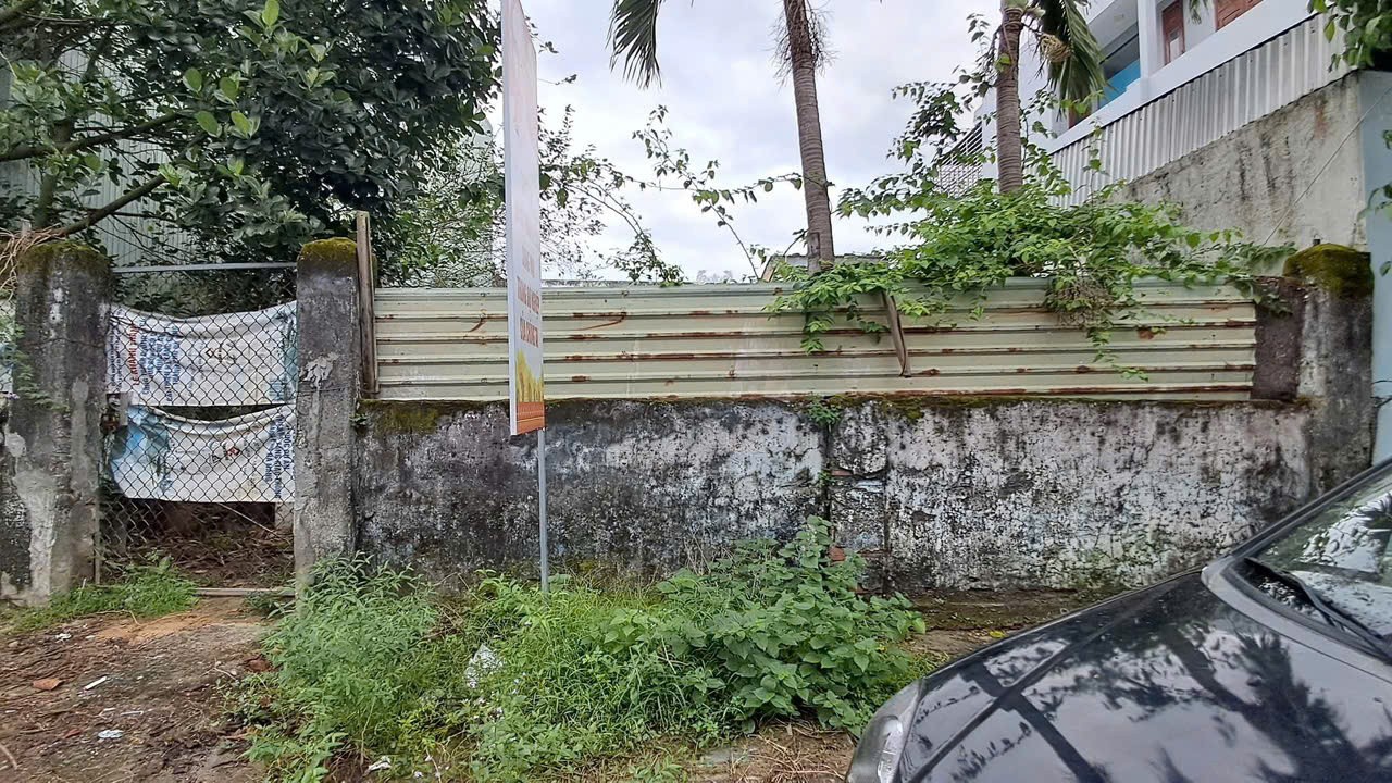 KHUÊ TRUNG- CẨM LỆ- 247M ĐẤT- NGANG 11M- 2 MẶT TIỀN  TRƯỚC SAU- GẦN  NGUYỄN HỮU THỌ - XÔ VIẾT