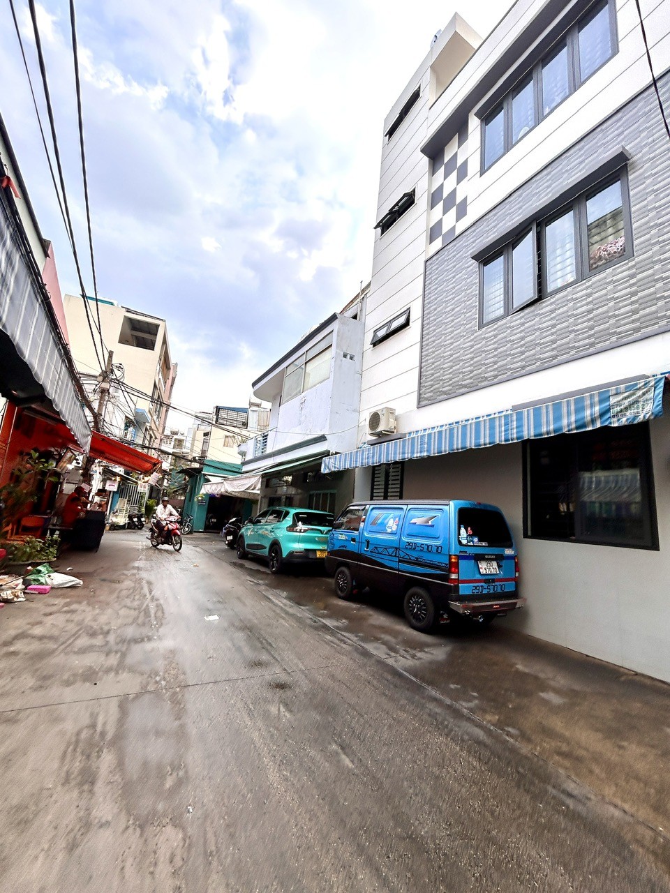 BÁN NHÀ Đ.SỐ- 6 TẦNG- NGANG LỚN 6.6- CÁCH 5M RA MT XE HƠI- LƯU THÔNG VĨNH HỘI- KHÁNH HỘI- BẾN VÂN 3