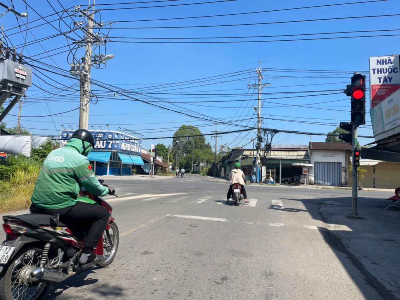 Bán đất thổ cư đường Trần Văn Chẩm , xã Phước Vĩnh An 2 mt trước sau dt 148m2 giá 3,15 tỷ 5