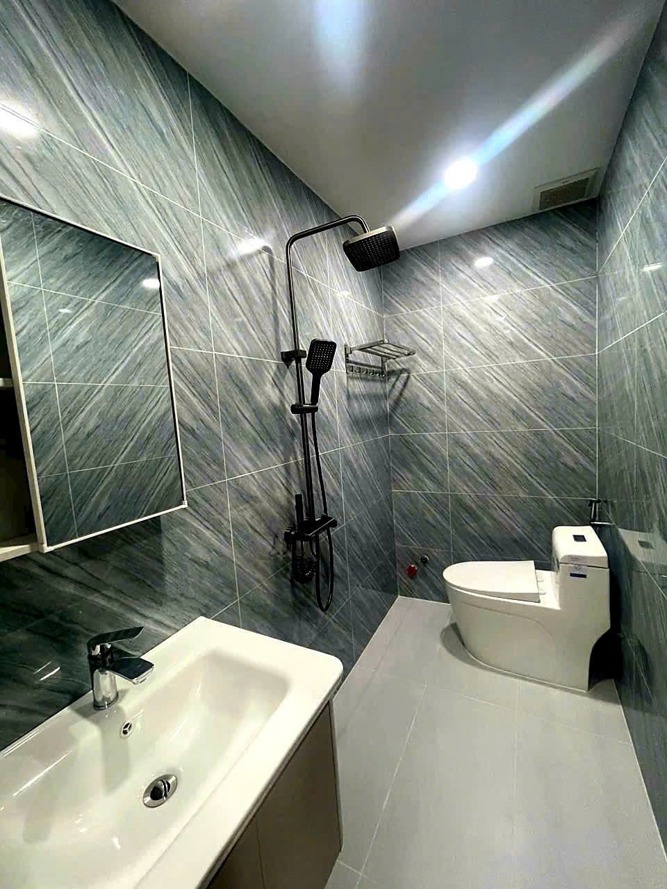 NHÀ ĐẸP MỚI HIỆN ĐẠI HẺM XE HƠI TRUNG MỸ TÂY – XÁCH VALY VÀO Ở ĐÓN TẾT 4