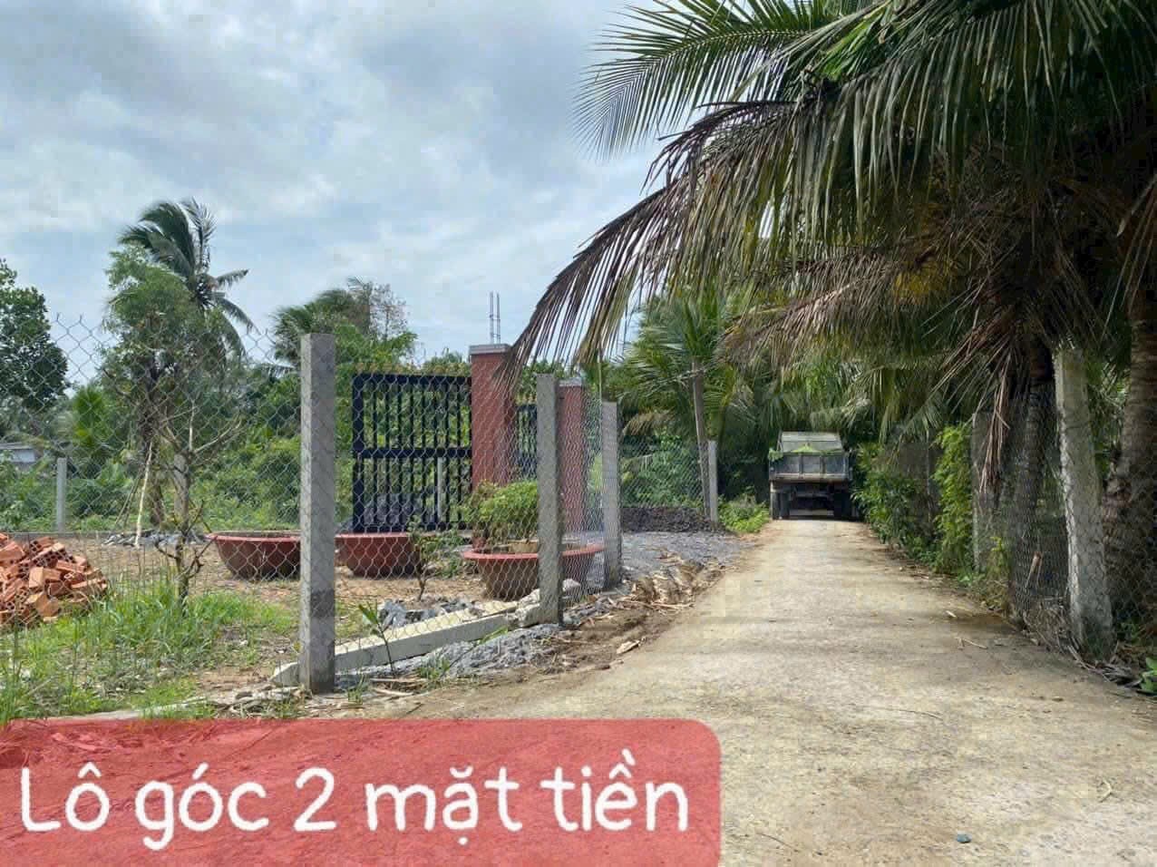 Bán lô đất thổ cư đường beton 4m xã An Thạnh , Bến Lức tdt 302m2 giá  2,3 tỷ 5