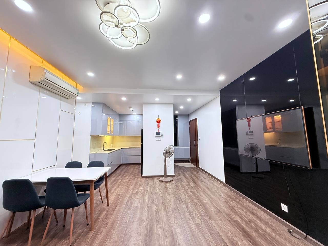 Cần bán Căn hộ chung cư Bình Thạnh, Hồ Chí Minh, Diện tích 96m², Giá 9.3 Tỷ 3