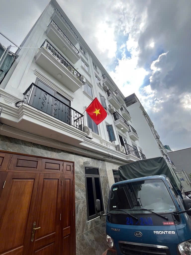 NHÀ ĐẸP THƯỢNG CÁT, Ô TÔ ĐỖ CỬA, CẠNH CHỢ, PHÒNG KHÁM 30 M2 GIÁ 6,2 TỶ. 4