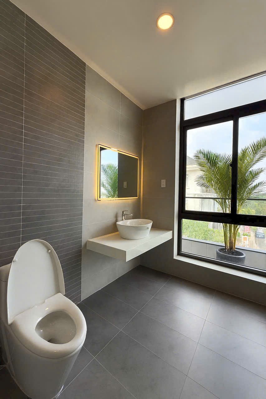 Cần bán Nhà mặt tiền Phường Phú Hữu, Quận 9, Diện tích 500m², Giá Thương lượng 8