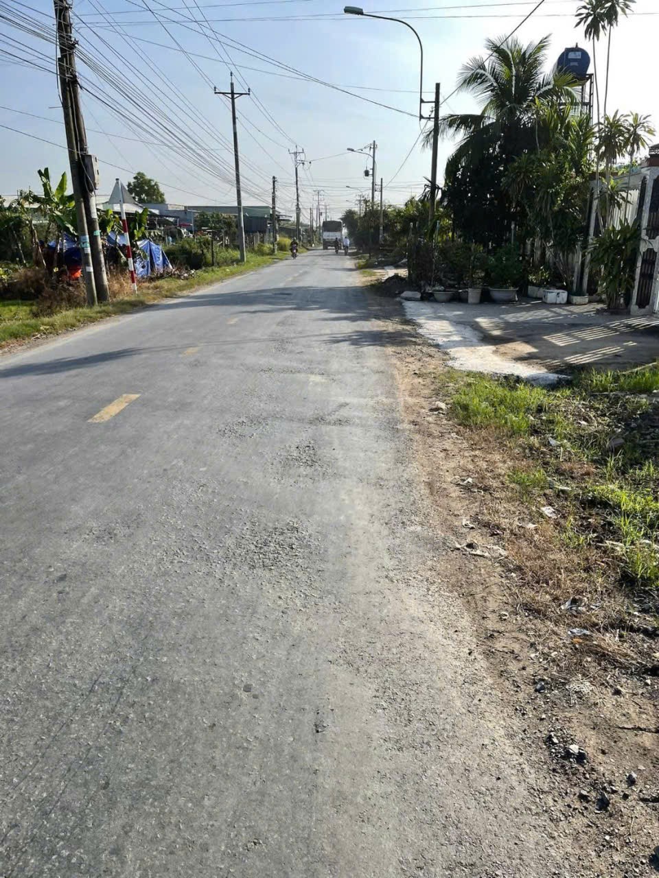 Bán đất thổ cư mặt tiền tỉnh lộ 835D , xã Phước Vân dt 191m2 giá 2,3 tỷ 2