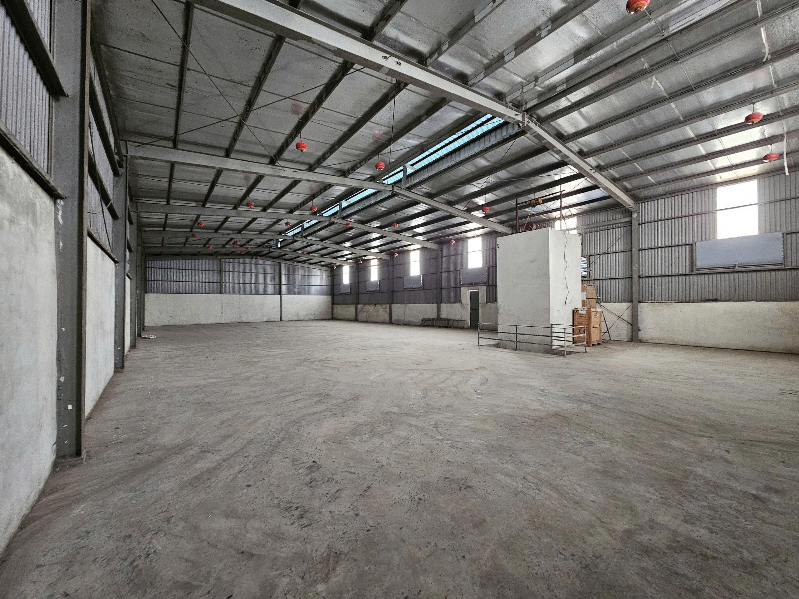 Cho thuê Kho - Nhà xưởng Xã Đa Tốn, Gia Lâm, Diện tích 1300m², Giá Thương lượng