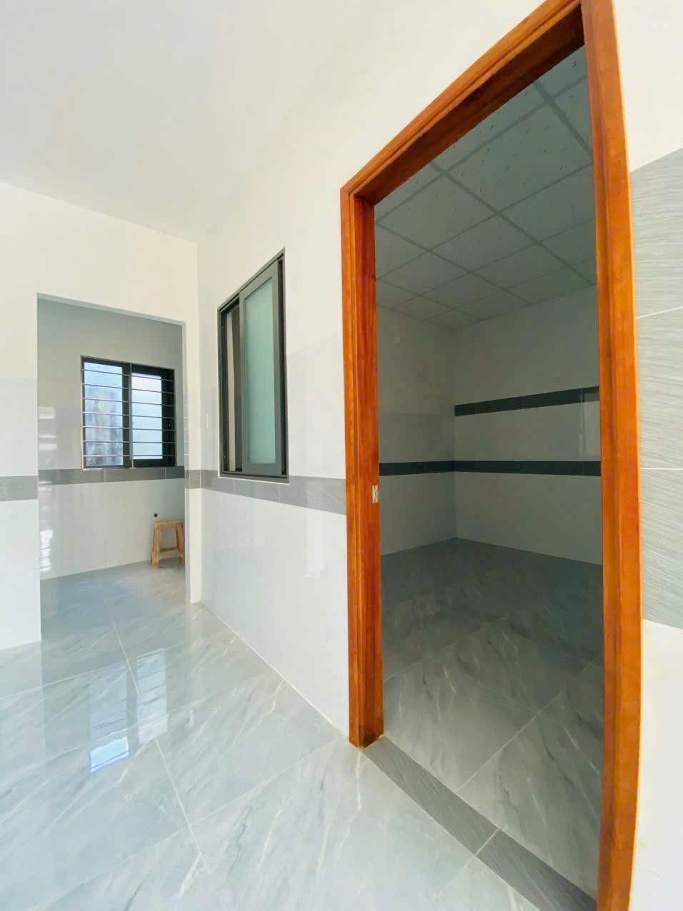 Bán nhà mới xây ở xã Long Định , Cần Đước dt 100m2 , 1 lửng , 3pn, 2wc giá 2,15 tỷ 6