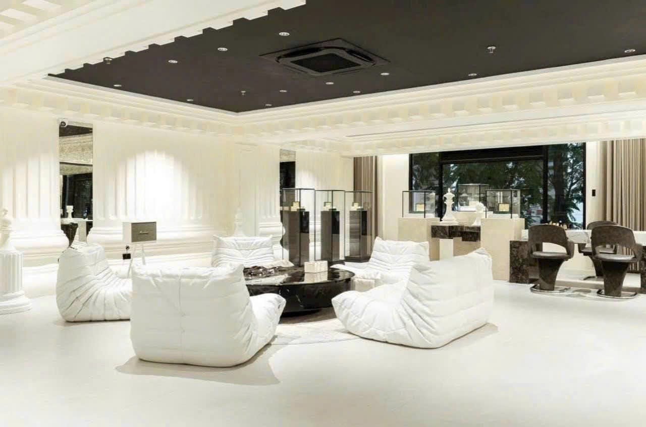 Cần bán Nhà mặt tiền Phường Nguyễn Thái Bình, Quận 1, Diện tích 153m², Giá 250 Tỷ