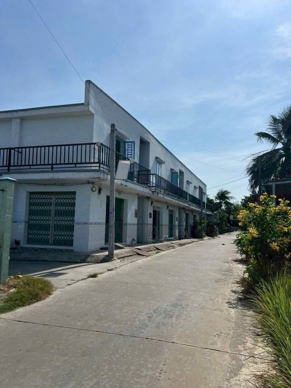 Bán 6 dãy trọ tổng 36 phòng ở xã Phước Lợi , Bến Lức tdt 750m2 full thổ giá giảm còn 7,9 tỷ