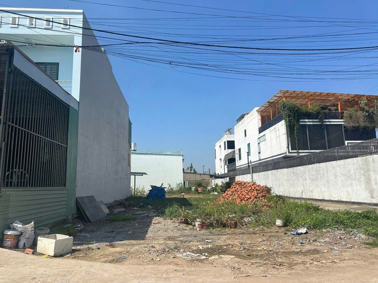 Bán đất thổ cư hẻm 2 xẹt An Hạ , xã Phạm Văn Hai , dt 115m2  đường beton xe hơi chạy giá 2,3 tỷ 2