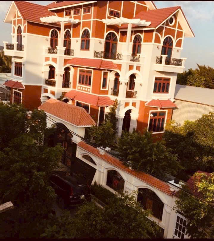 Cần bán Nhà mặt tiền Phường Phú Hữu, Quận 9, Diện tích 991m², Giá 65 Tỷ 2