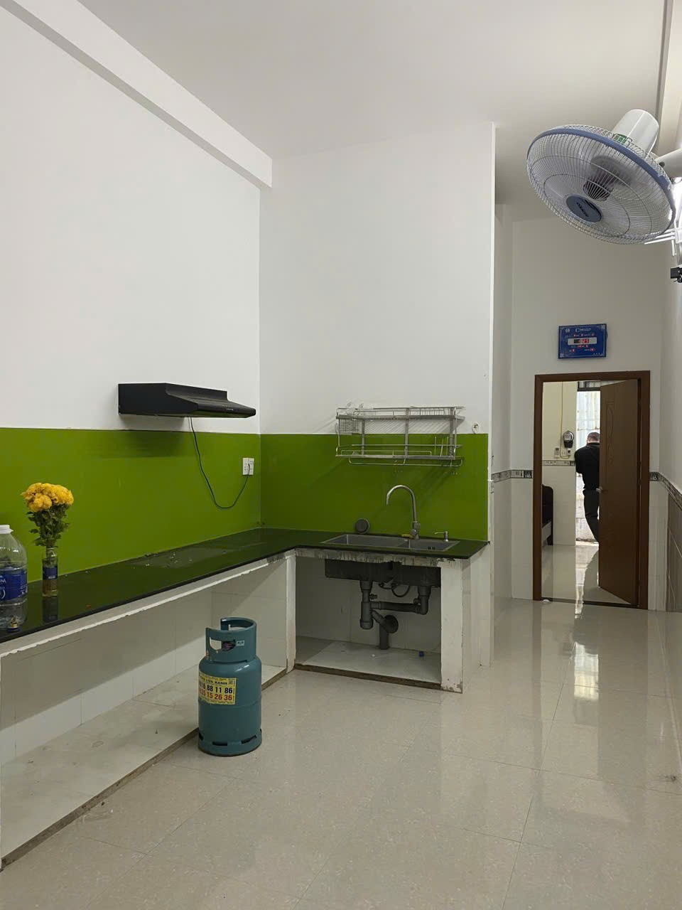 CÒN SÓT 1 CĂN GIÁ TỐT NHẤT KHU VƯC.BÁN NHÀ 2 TẦNG K LẠC LONG QUÂN HOÀ KHANHS 3