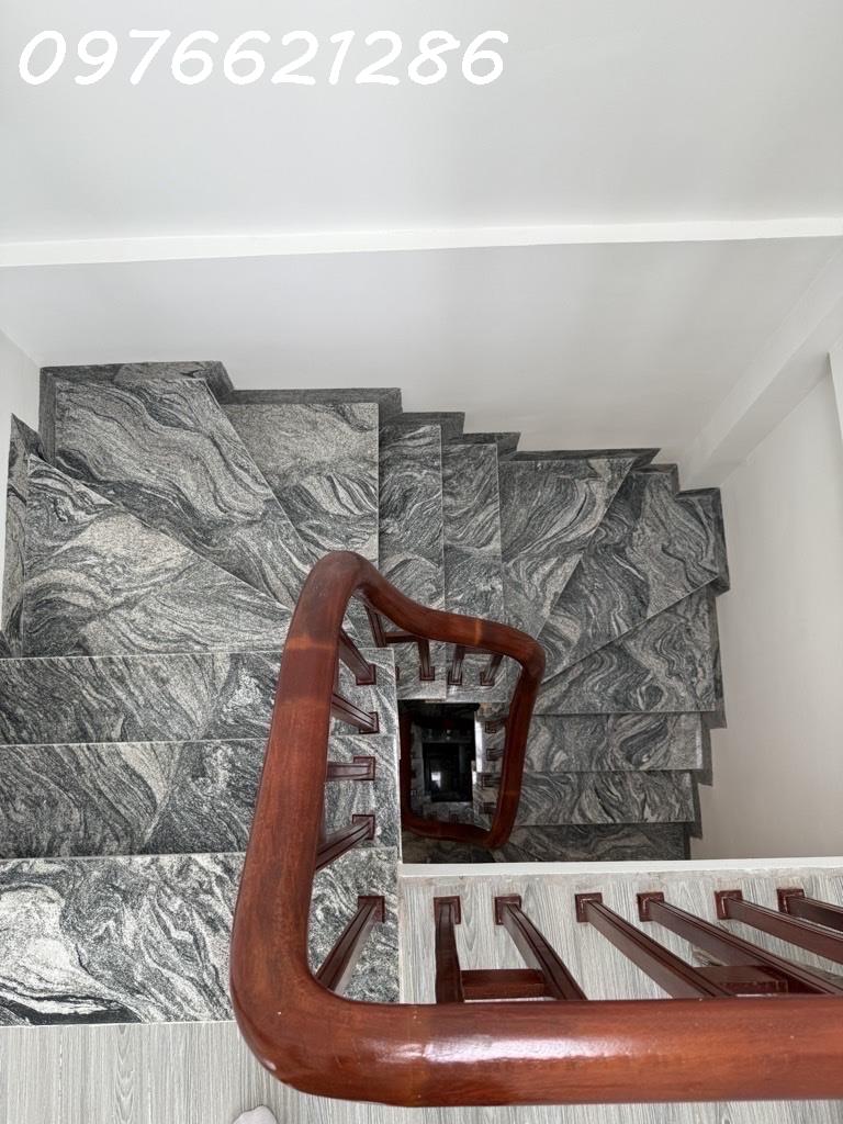 Bán nhà đẹp đón Tết – Ngô Gia Tự – 35m² – 5 tầng – giá 6,8 tỷ – sổ riêng nở hậu – nhà mới thơm mùi 5