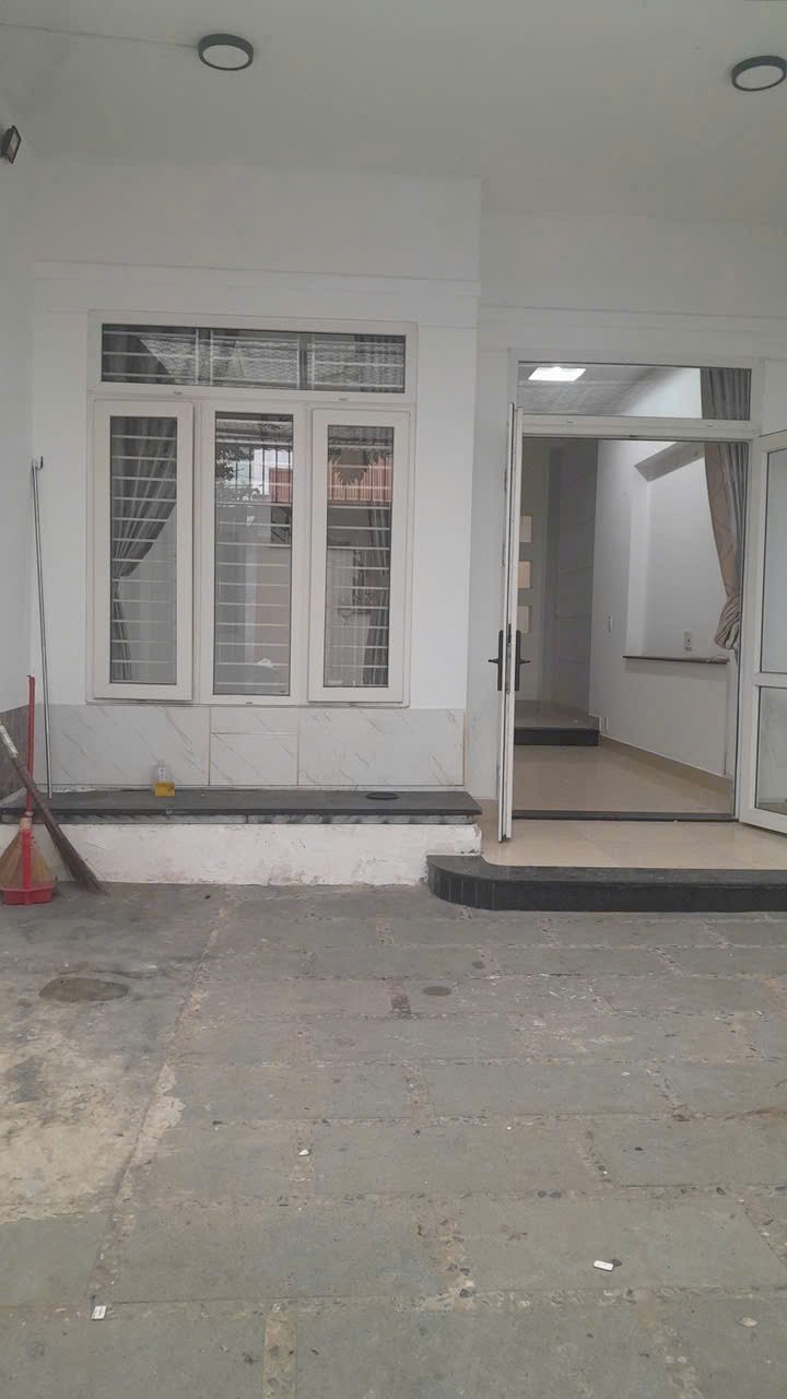 BÁN NHÀ 2 TẦNG K LẠC LONG QUÂN HOÀ KHÁNH 2