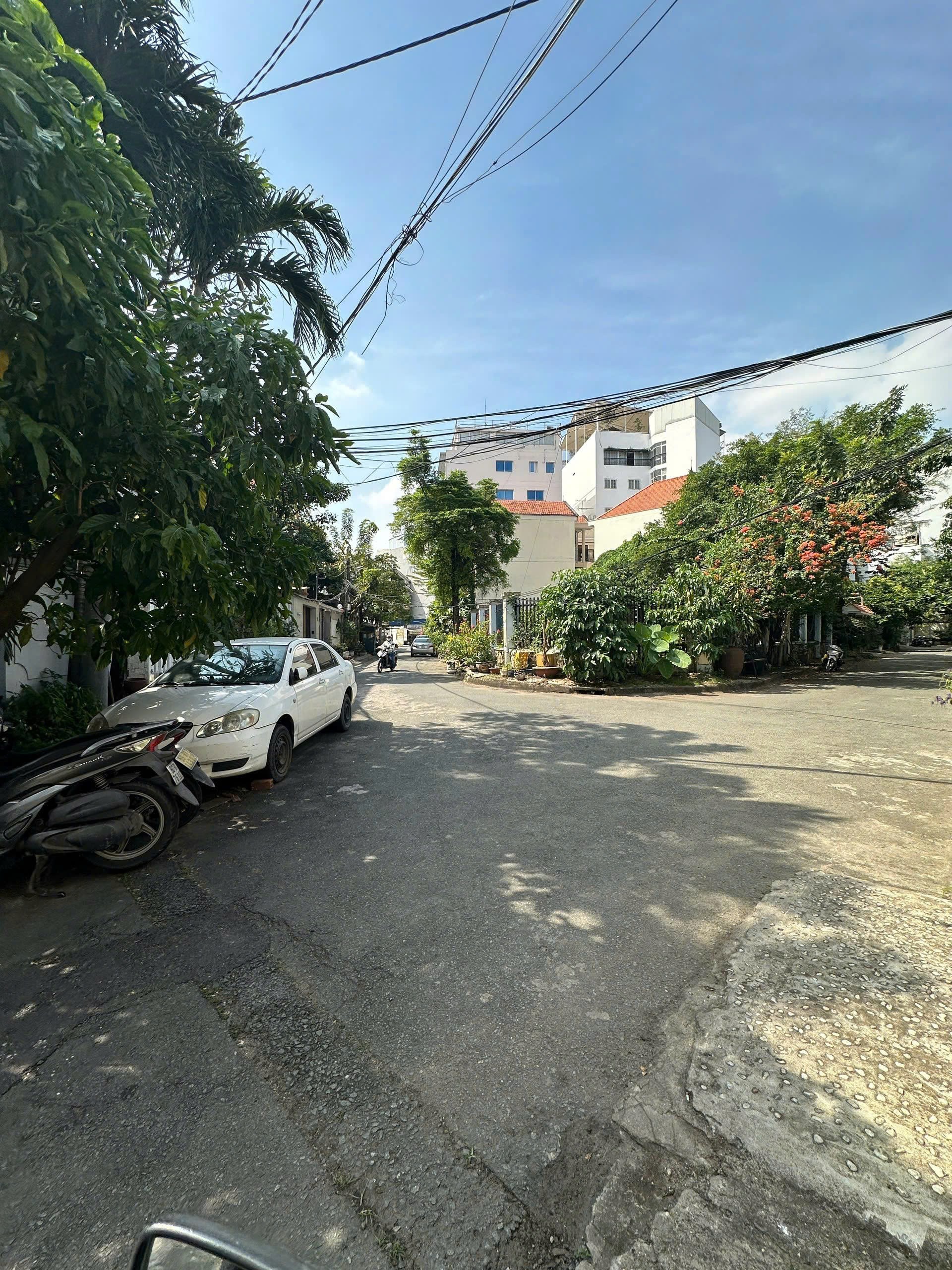 Cho thuê Biệt thự Phường An Khánh, Quận 2, Diện tích 310m², Giá 50 Triệu/tháng 2