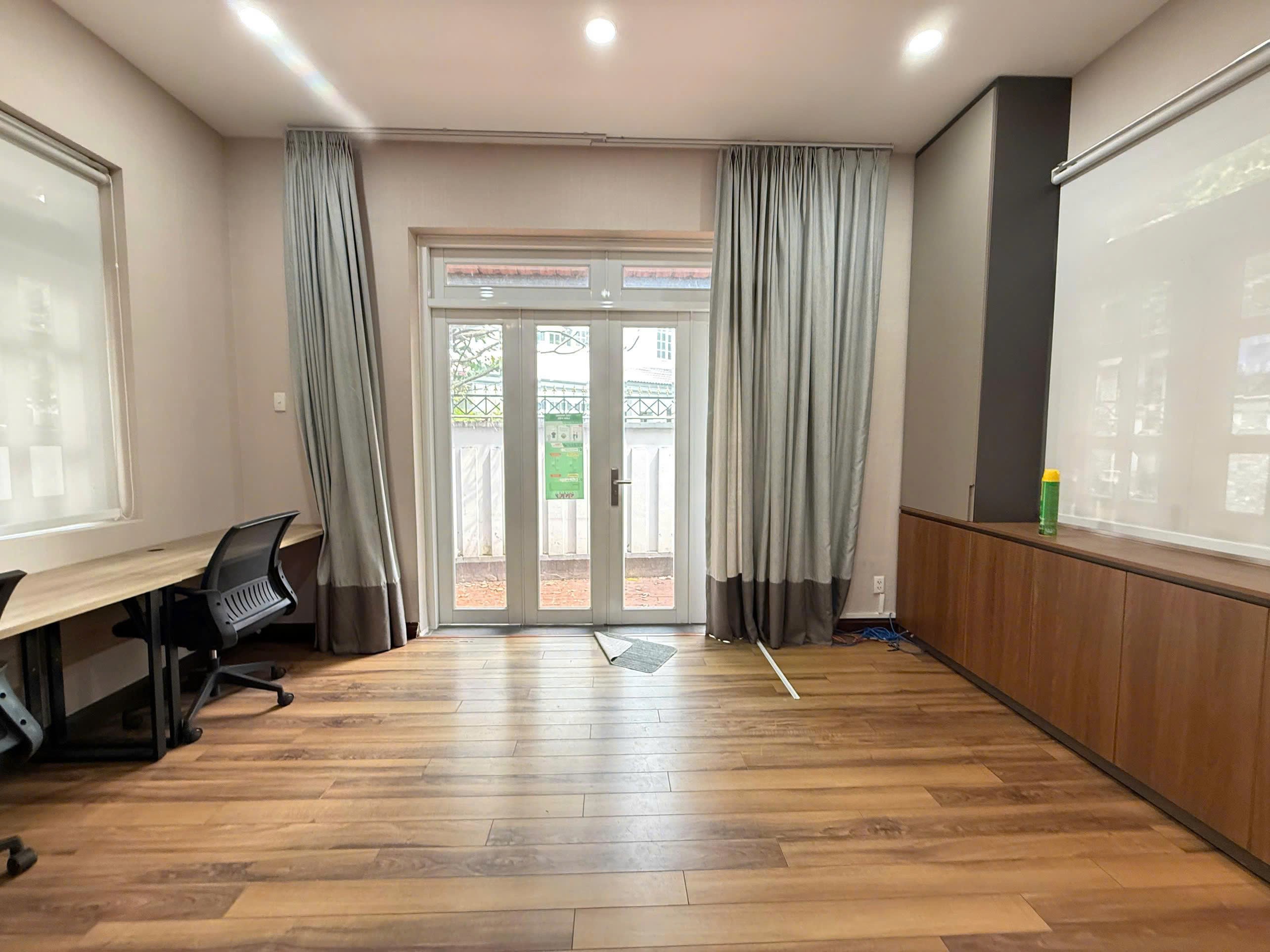 Cho thuê Biệt thự Phường An Khánh, Quận 2, Diện tích 310m², Giá 50 Triệu/tháng 12