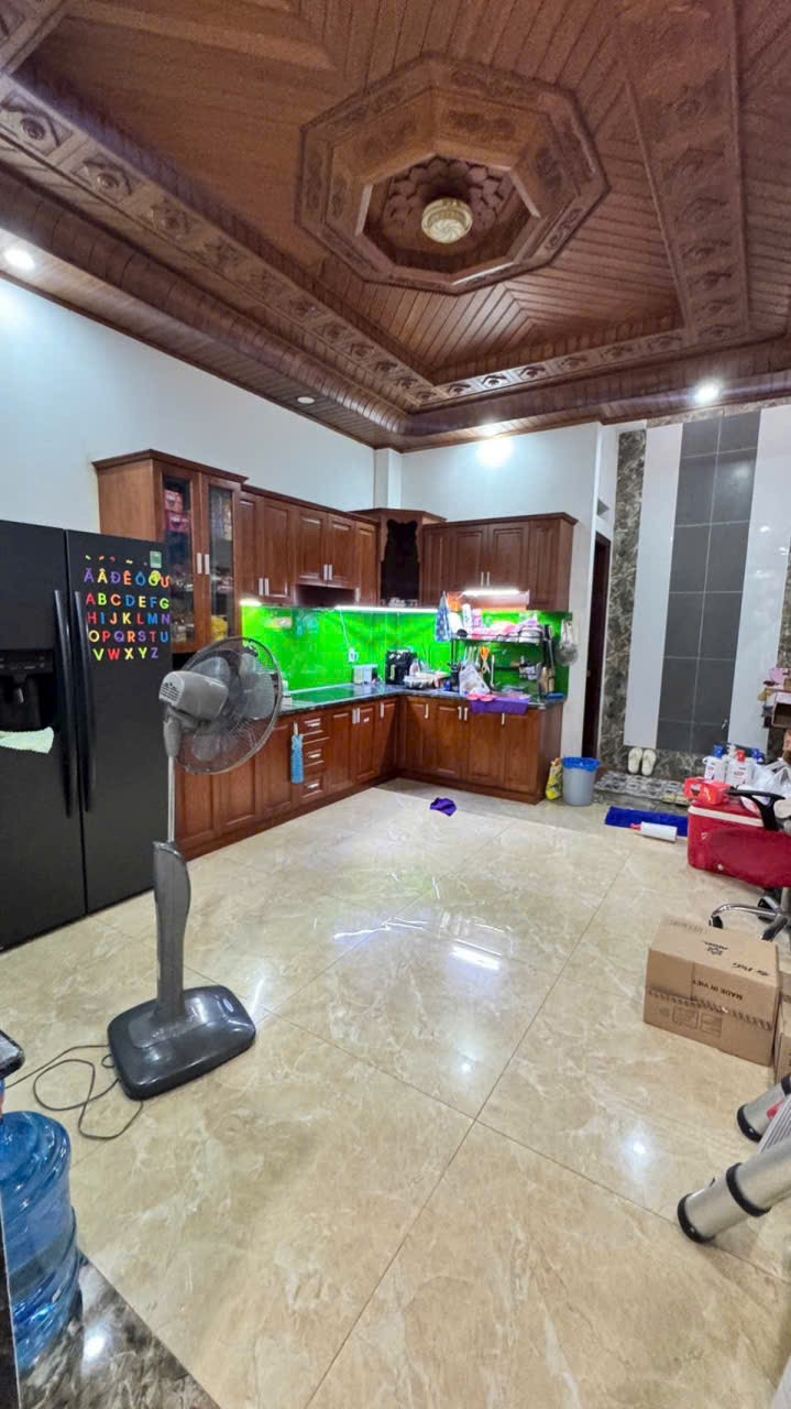 Bán nhà hẻm ngay chợ liên khu 5-6, Bình Hưng Hòa B dt 58m2 , 3 lầu , 4pn, 5wc giá 5,7 tỷ 2