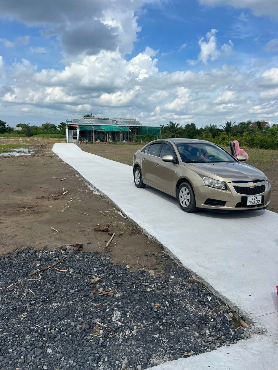 Bán nền thổ cư góc 2 mặt tiền xã Phước Vân , Cần Đước dt 132m2 giá 820 triệu 3