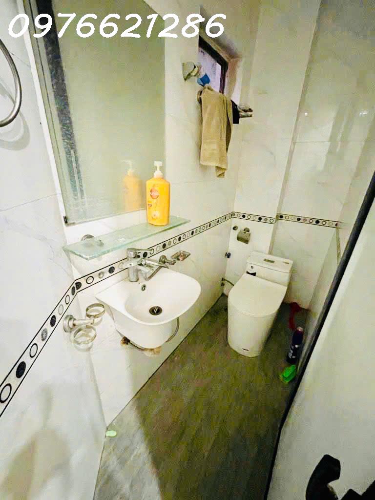 Bán nhà Hiếm- Bồ Đề – 33m² – 5 tầng – giá 7 tỷ – ngõ nông gần ô tô – vị trí đẹp – gần hồ Lâm Du, 5