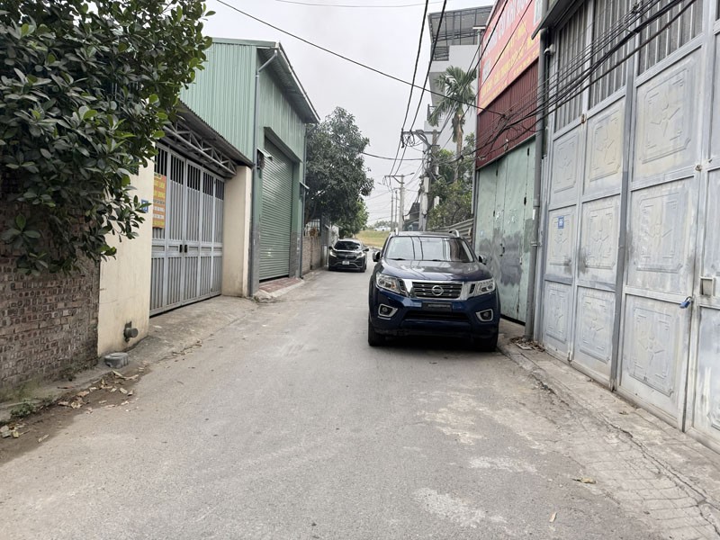 Bán căn góc 115m2 nhà 3 tầng mặt đường xóm 1 Đông Dư. Vị trí đẹp vừa ở vừa kinh doanh 2