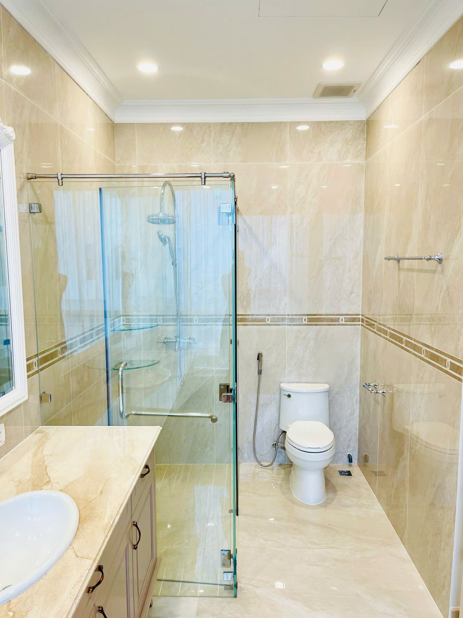 Cho thuê Căn hộ chung cư Phường An Phú, Quận 2, Diện tích 150m², Giá 120 Triệu/tháng 4