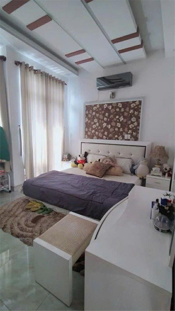 chính chủ cần bán nhà đường HUỲNH TẤN PHÁT .phường PHÚ THUẬN , QUẬN 7 4