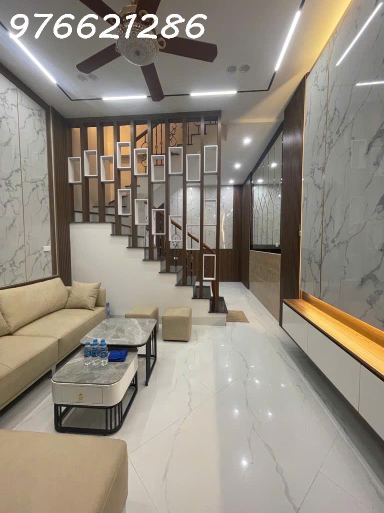 ViP-Bán nhà phố Lệ Mật – Long Biên – 55m² – mặt tiền rộng – 5 tầng – ô tô tránh – giá 11,x tỷ – ở 2