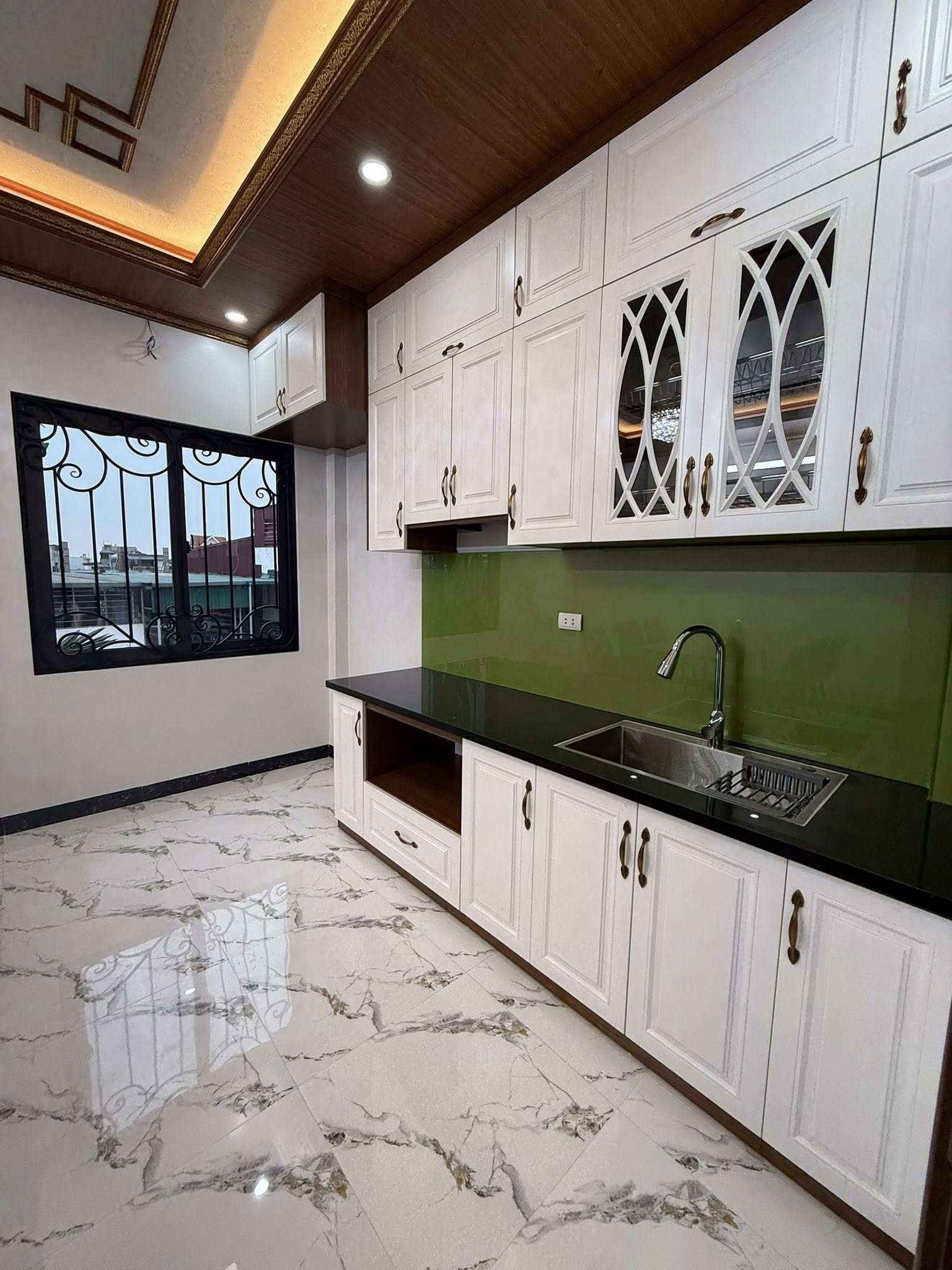 BÁN NHÀ PHÂN LÔ KHUẤT DUY TIẾN, DT40M2 5T, OTO TRÁNH VỈA HÈ KINH DOANH ĐỈNH, NHỈNH 20 TỶ 3