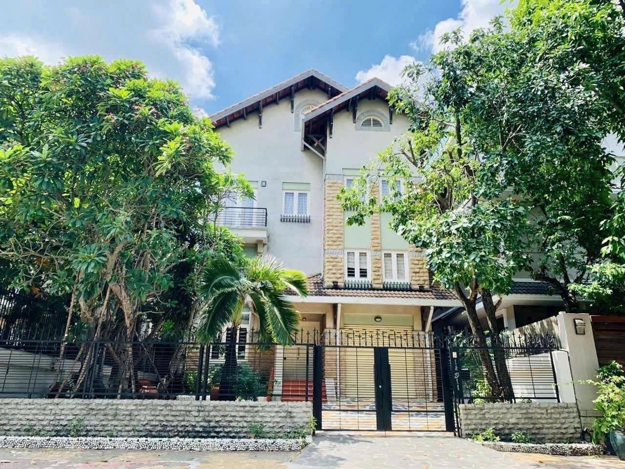 Cho thuê Biệt thự Phường Thảo Điền, Quận 2, Diện tích 325m², Giá Thương lượng 2