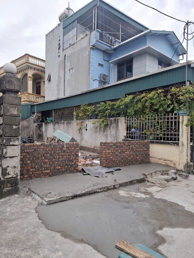 Cần bán lô giả góc 62,9m2 đất xóm 4 Đông Dư, Bát Tràng. Đường ô tô 7 chỗ vào đất 3