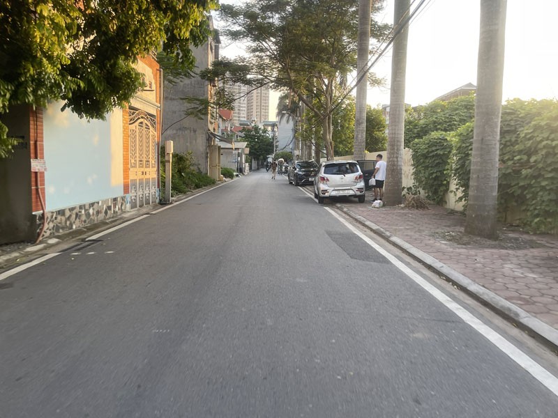 Bán lô góc 3 mặt thoáng 38,4m2 đất An Đào D. Giáp công viên, đối diện nhà văn hóa và Vin 4