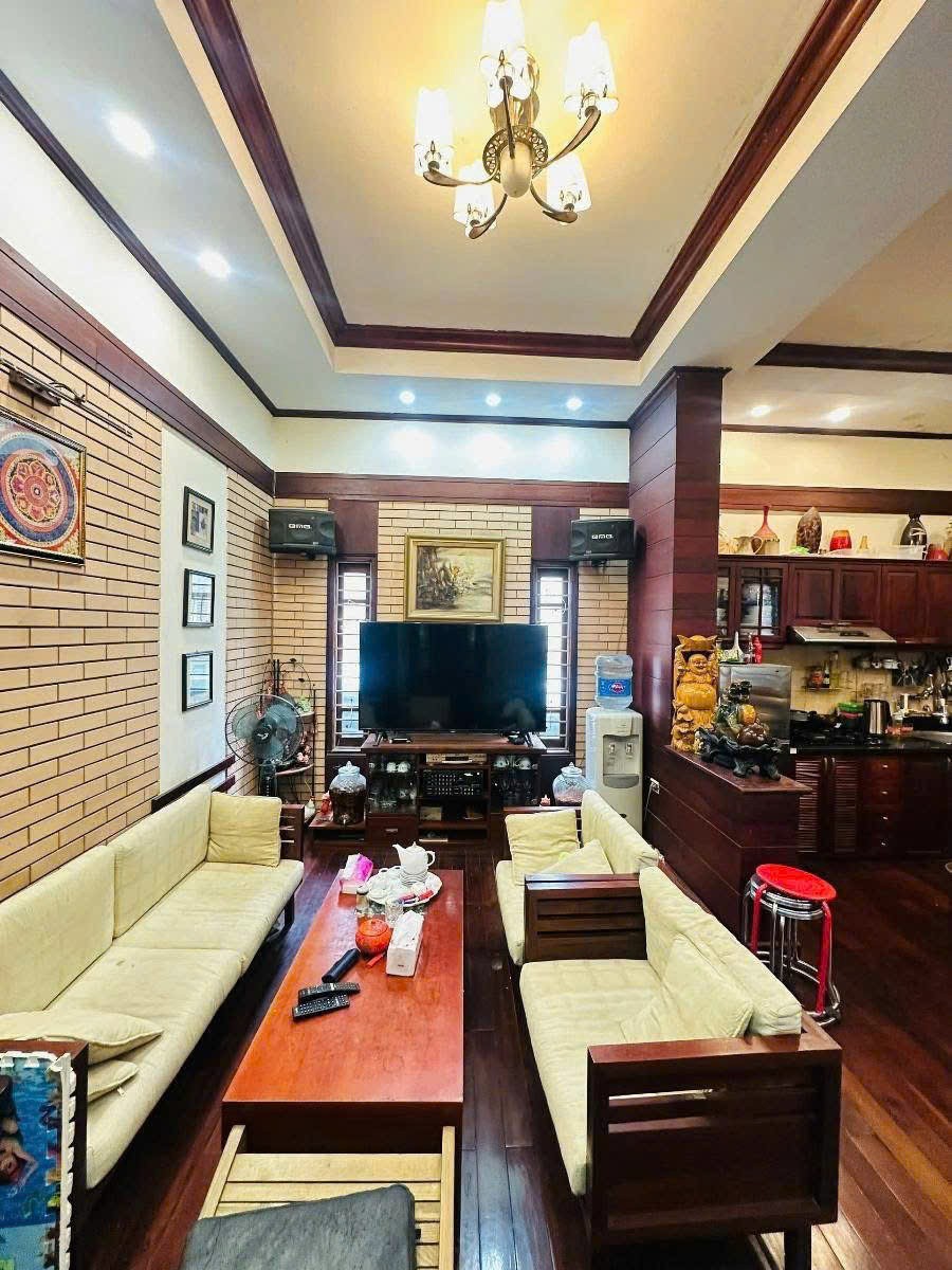 Cần bán Nhà mặt tiền đường Nguyễn Trãi, Phường Hạ Đình, Diện tích 70m², Giá 8.5 Tỷ
