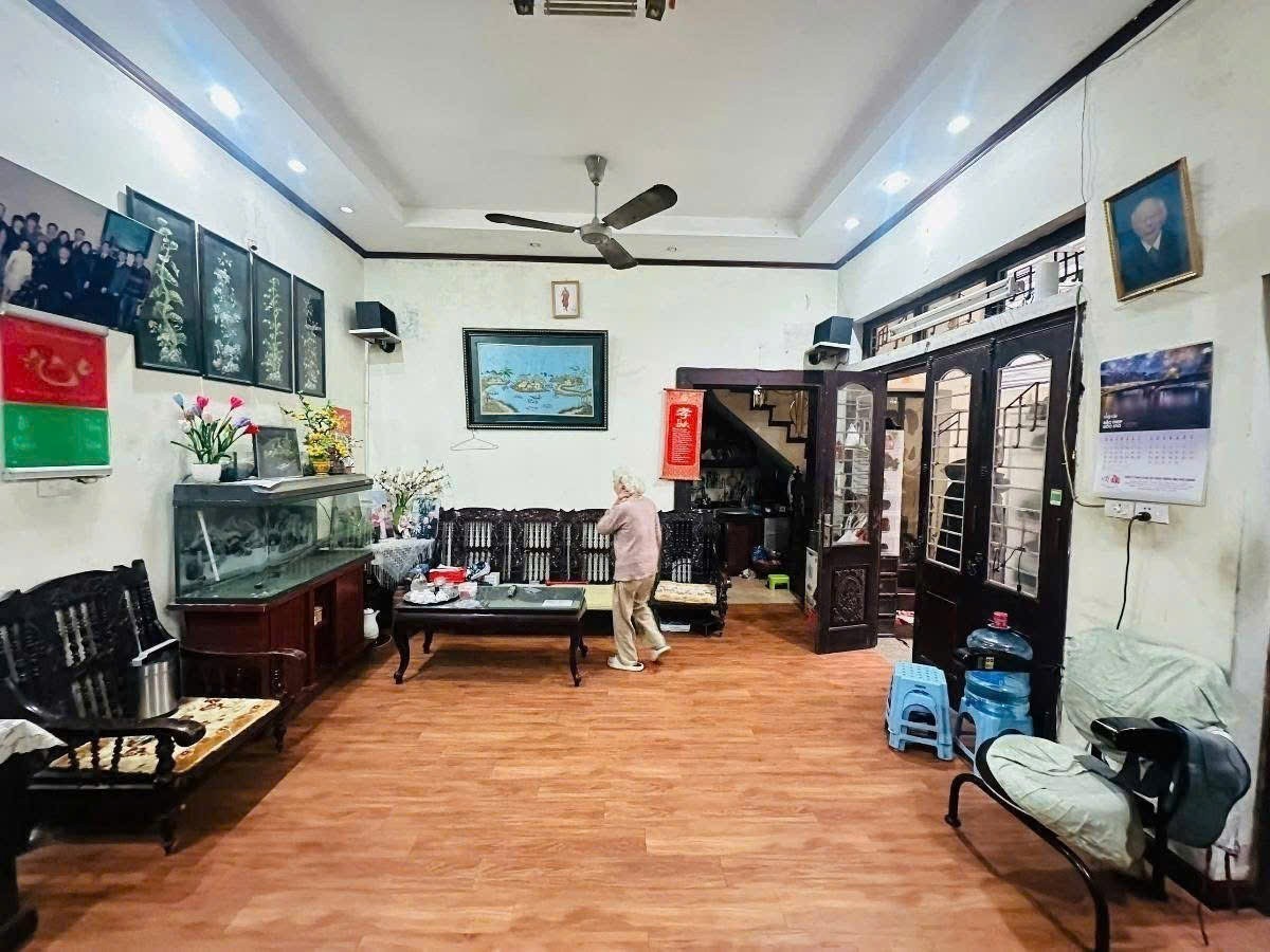 Cần bán Nhà mặt tiền đường Nguyễn Trãi, Phường Hạ Đình, Diện tích 70m², Giá 8.5 Tỷ 2