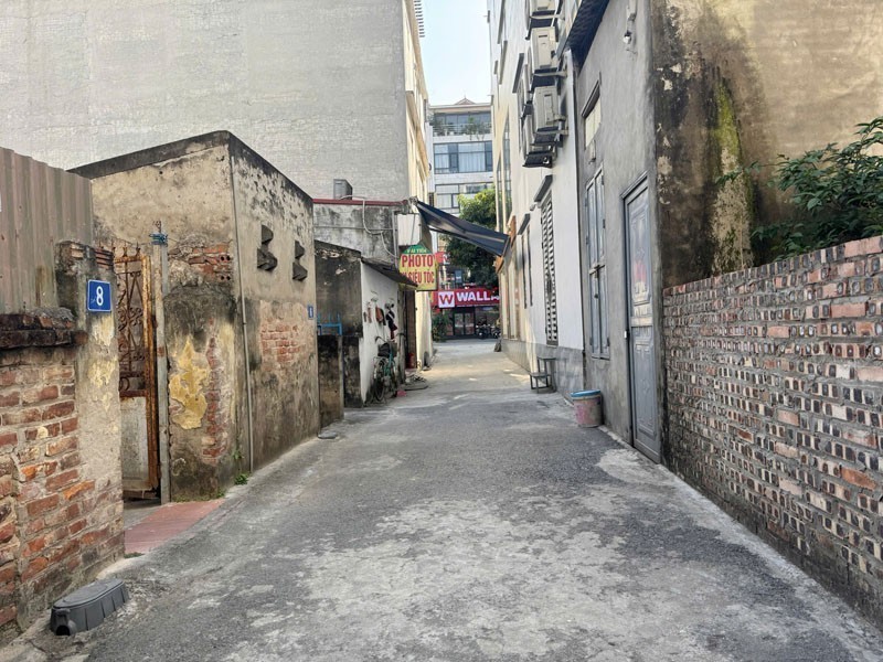 Cần bán 55,5m2 đất cách 20m ra mặt phố Thành Trung. Phố đông và sầm uất nhất Gia Lâm 2